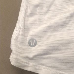 Lululemon long sleeve t-shirt